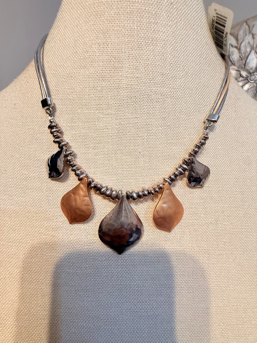 Vintage Two Tone Leaf Drop Necklace 18” + 4” Extender